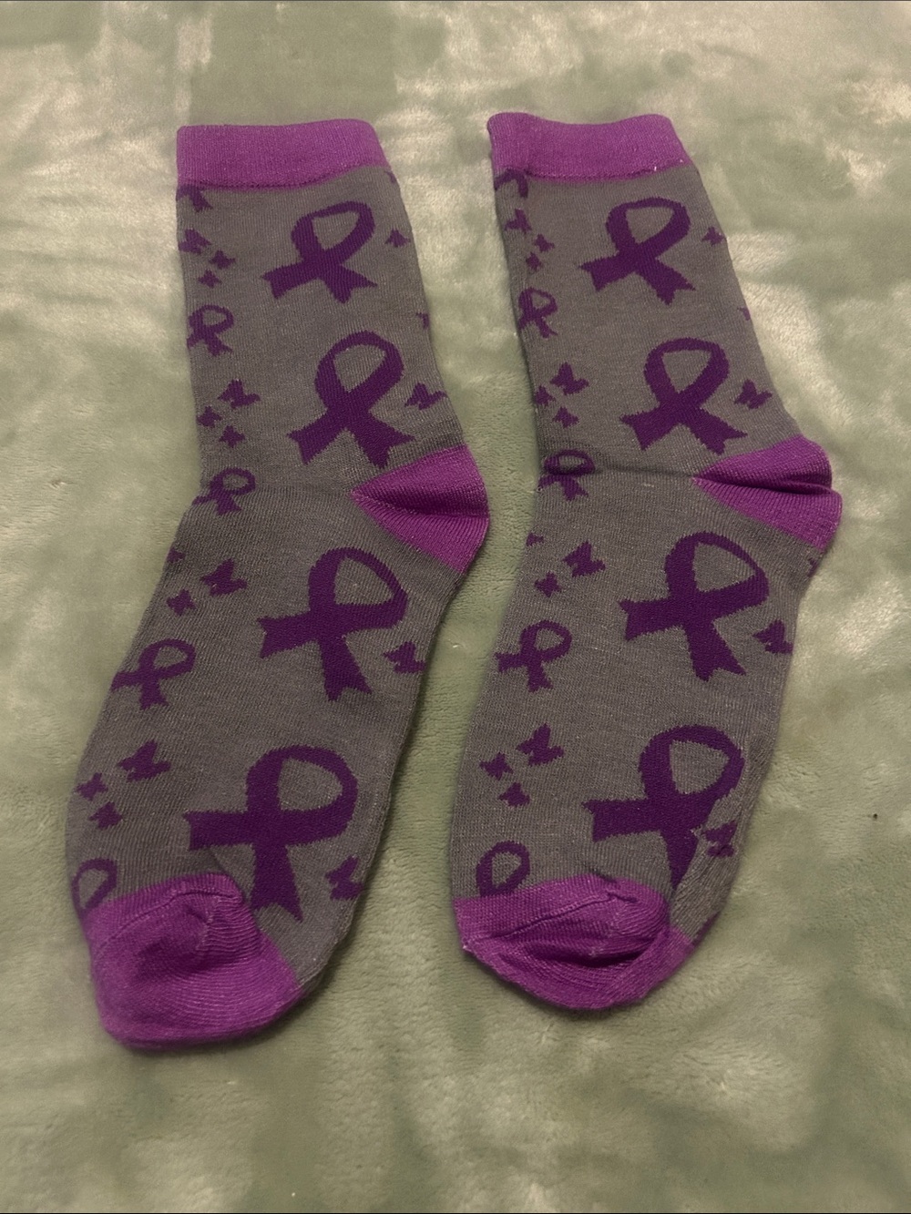 Purple Ribbon Socks - Picture 3 of 6